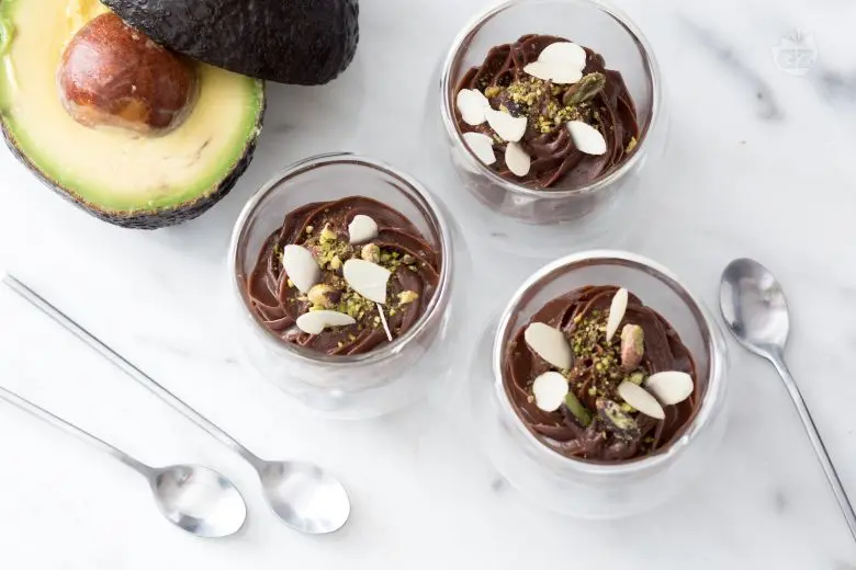 Menu 22 octobre 2026 Mousse chocolat avocat éclats de noisettes